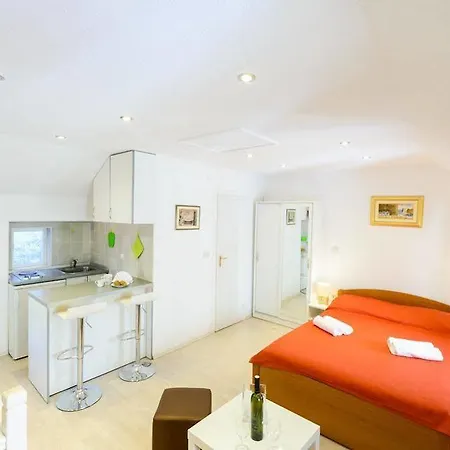 Bobo Pensionat 3*